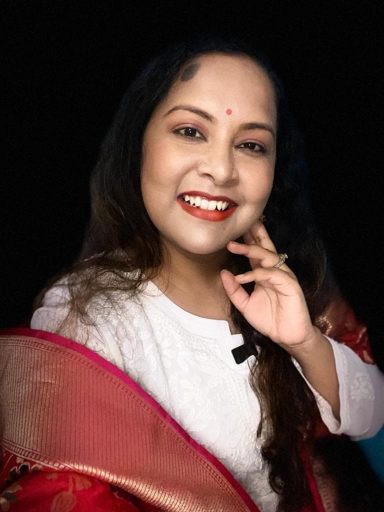 Sushmita Tarot Reader